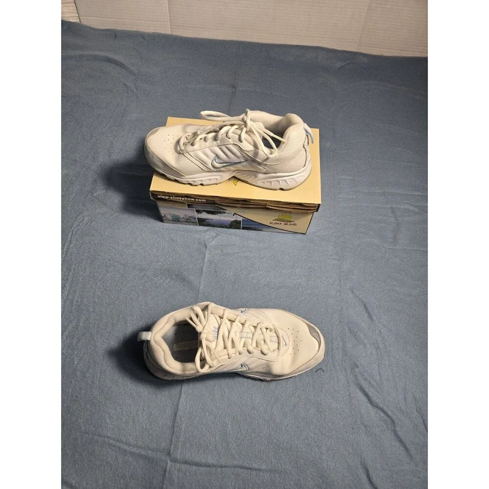 Nike White Rolling Rail Blue Embroidered 2013 Women's Size 7